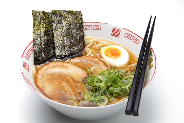 なぜラーメンに海苔を入れるのか